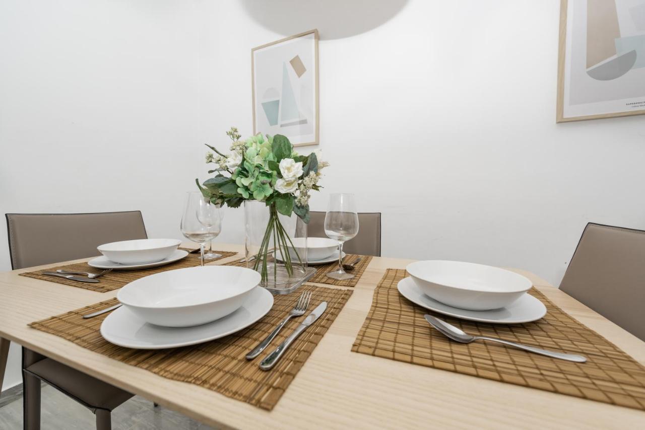 Apartamento Ferrandiz Málaga Eksteriør billede